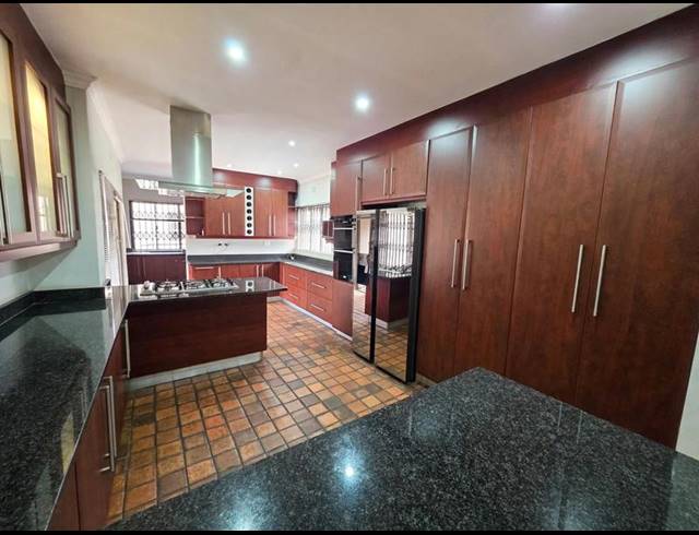 5 BEDROOM HOUSE FOR SALE IN THREE RIVERS PROPER
